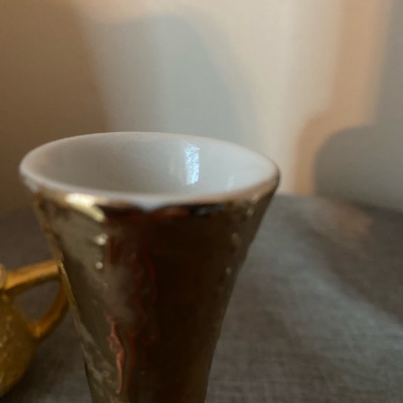 Vintage Hollywood Regency Bud Vase and Creamer. - Picture 10 of 10